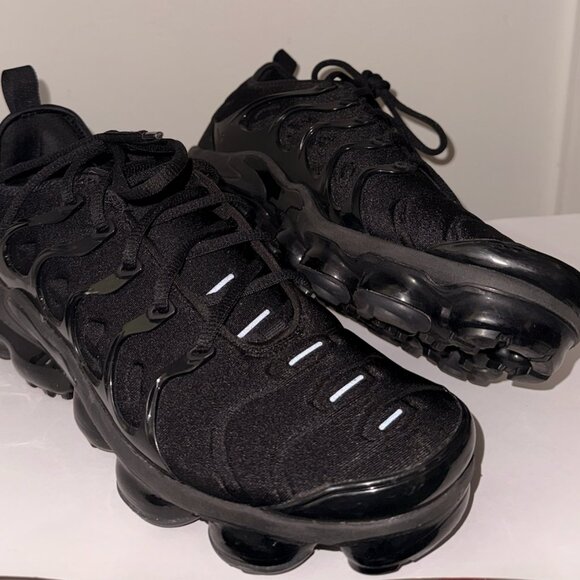 Nike Air VaporMax Plus (Black, Size US 9) main image 4